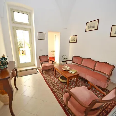 לינה וארוחת בוקר Casa Branca קסטריניאנו דל קאפו